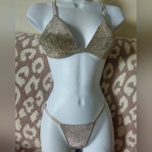 New..Victoria secret Shine Triangle Bralette & V-String Panty Set.